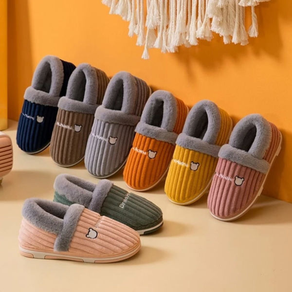 Imagen de PANTUFLA ALTA TIPO TERMITA 4 COLORES DEL 36 AL 45